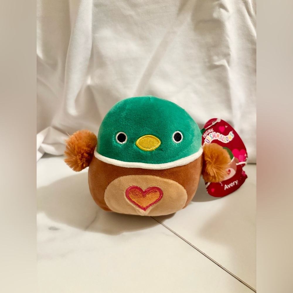 SQUISHMALLOWS AVERY THE DUCK